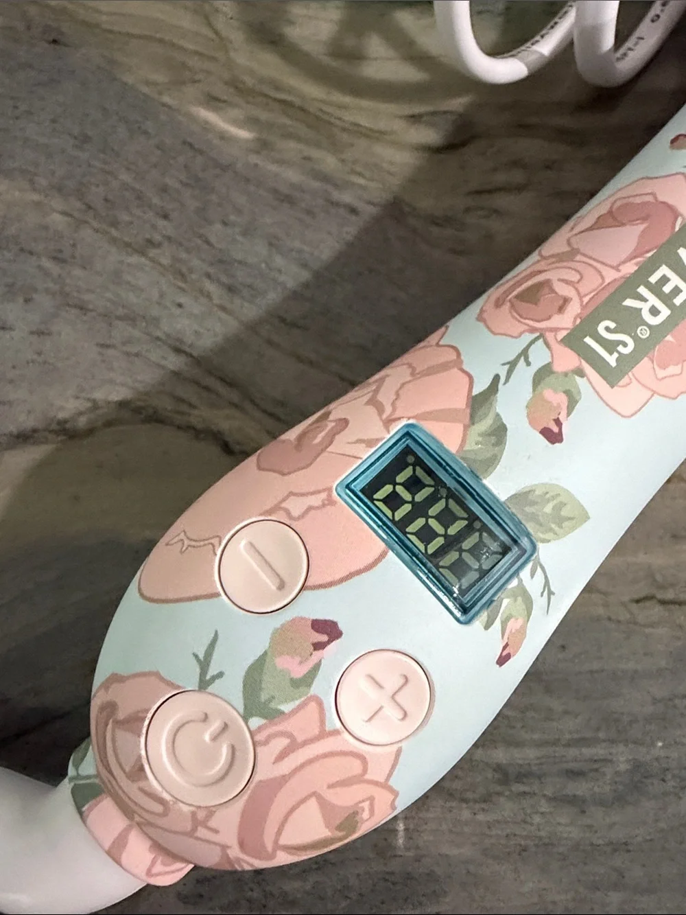 Floral Mint Pink Women’s Heat Protectant Curling Wand